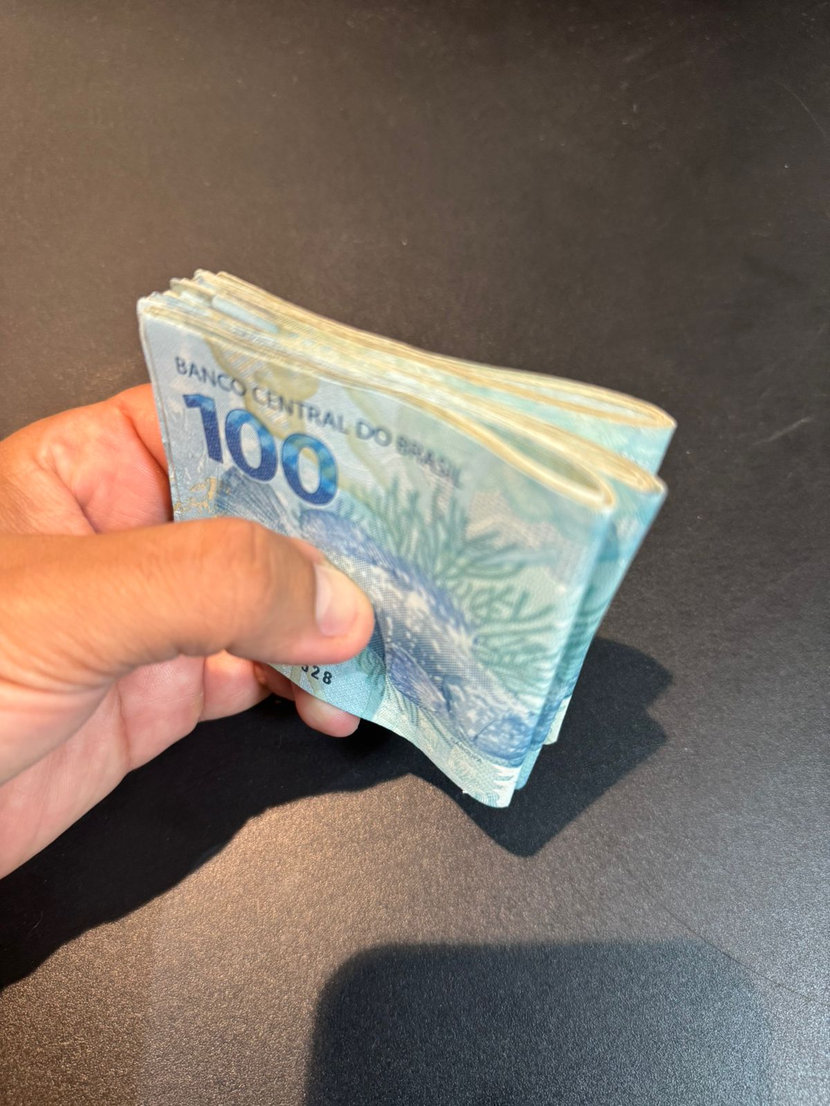 IPHONE 13 OU R$3.000,00 NO PIX